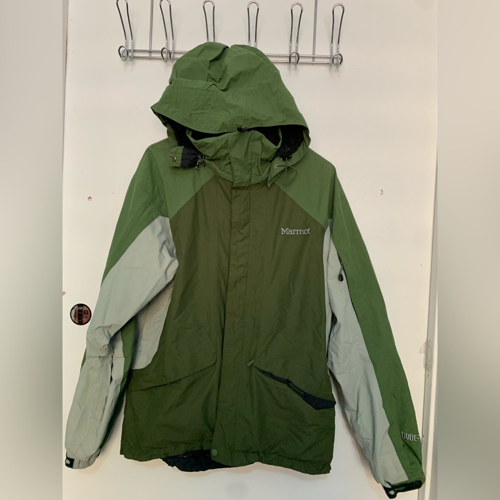 Marmot Men's Green and Gray Raincoat
